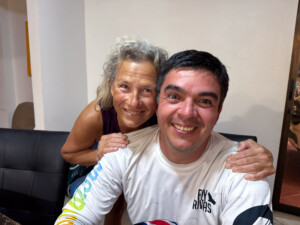 Maren and Daniel - showing that even Ticos can get sunburned!